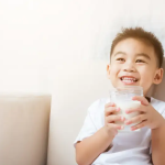 Cara Kerja Susu dalam Menunjang Fungsi Otak Anak