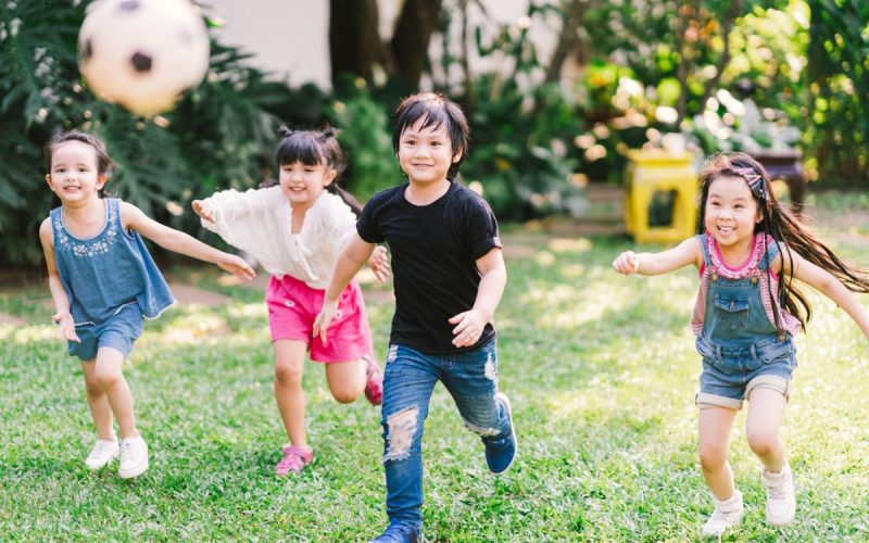 Tips Membentuk Mental Anak yang Percaya Diri dan Mandiri