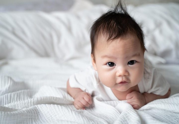 Tummy Time Usia Berapa? Ini Penjelasan Lengkapnya!