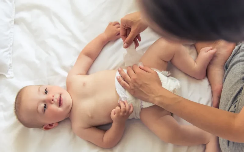 Langkah Tepat Mengatasi Bayi Sembelit agar Kembali Nyaman